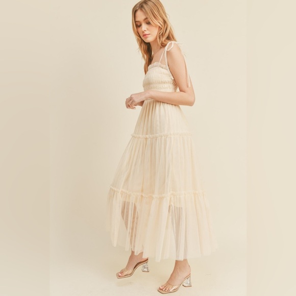 Pinkblush smocked top tulle midi dress nwot - Picture 2 of 6